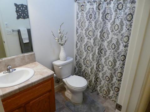 1781 E Arrowhead Pl, Tulare, CA 93274 photo 32
