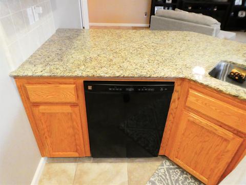 1781 E Arrowhead Pl, Tulare, CA 93274 photo 21