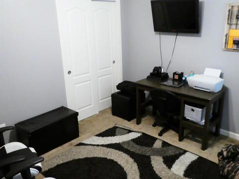 1781 E Arrowhead Pl, Tulare, CA 93274 photo 13