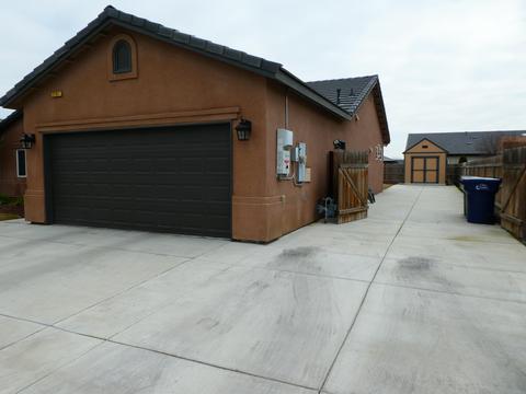 1781 E Arrowhead Pl, Tulare, CA 93274 photo 54