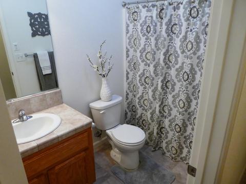 1781 E Arrowhead Pl, Tulare, CA 93274 photo 33