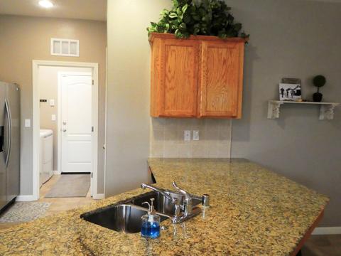 1781 E Arrowhead Pl, Tulare, CA 93274 photo 16