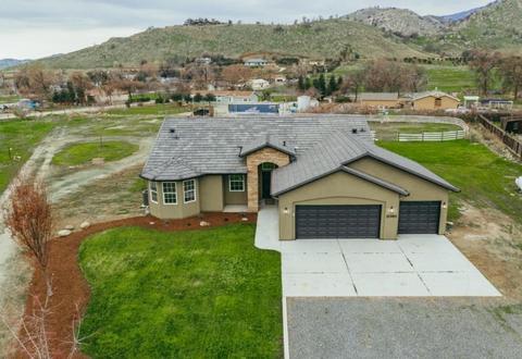 32985 Globe Dr, Springville, CA 93265 photo 2