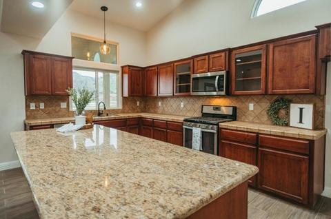 32985 Globe Dr, Springville, CA 93265 photo 4