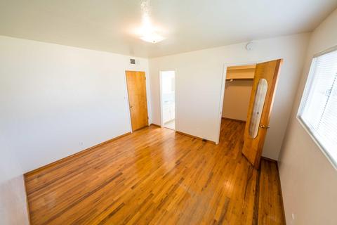 298 E Sandra Ave, Tulare, CA 93274 photo 21