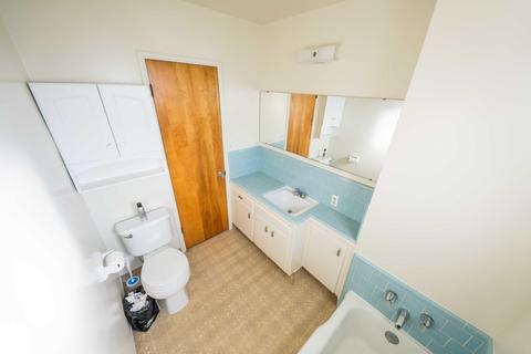298 E Sandra Ave, Tulare, CA 93274 photo 20