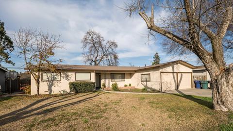 298 E Sandra Ave, Tulare, CA 93274 photo 6