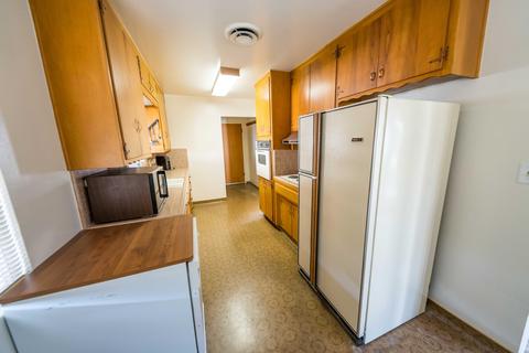 298 E Sandra Ave, Tulare, CA 93274 photo 22