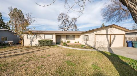 298 E Sandra Ave, Tulare, CA 93274 photo 7