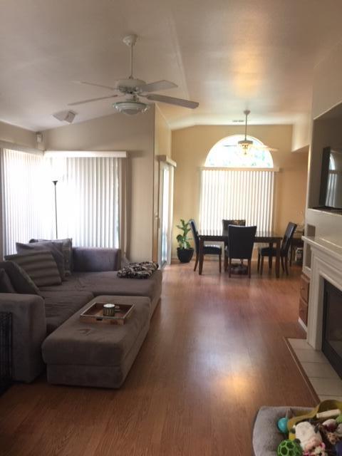 185 N Wathen Ave, Clovis, CA 93611 photo 2