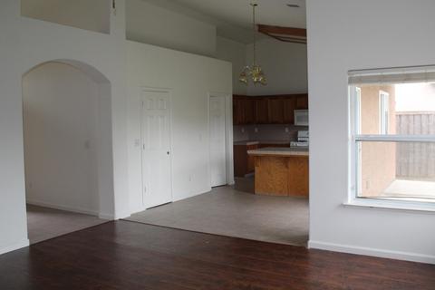 1447 Florence Ave, Dinuba, CA 93618 photo 8