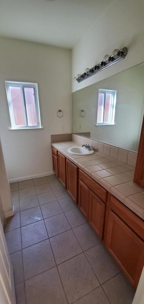 1447 Florence Ave, Dinuba, CA 93618 photo 16