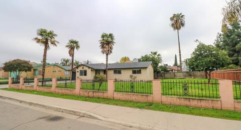 229 E Chavez Ave, Visalia, CA 93291 photo 2