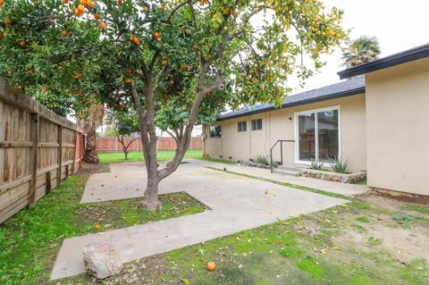 229 E Chavez Ave, Visalia, CA 93291 photo 33