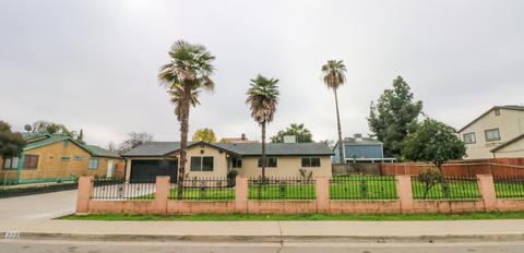 229 E Chavez Ave, Visalia, CA 93291 photo 1