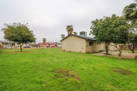 229 E Chavez Ave, Visalia, CA 93291 photo 31