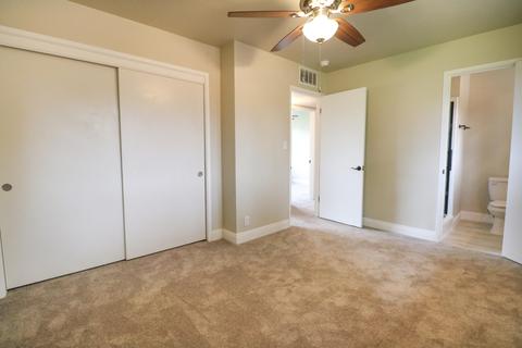 229 E Chavez Ave, Visalia, CA 93291 photo 24