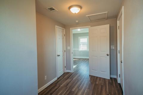 915 E Davis St, Pixley, CA 93256 photo 16