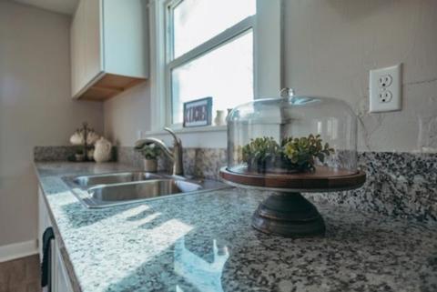 915 E Davis St, Pixley, CA 93256 photo 9