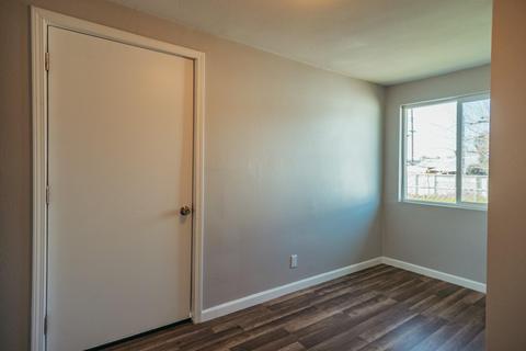 915 E Davis St, Pixley, CA 93256 photo 15
