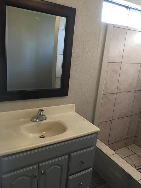 22954 Bishop Ave, Strathmore, CA 93267 photo 8