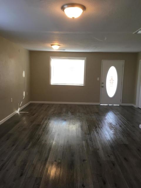 22954 Bishop Ave, Strathmore, CA 93267 photo 3
