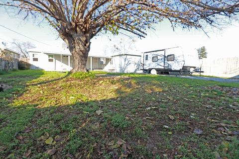1493 E Sequoia Ave, Tulare, CA 93274 photo 17
