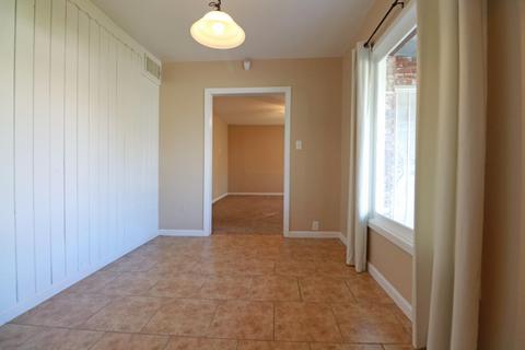 1493 E Sequoia Ave, Tulare, CA 93274 photo 8