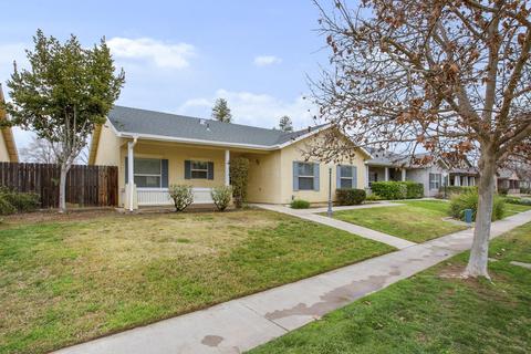 1373 Vine St, Exeter, CA 93221 photo 2