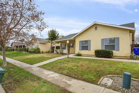 1373 Vine St, Exeter, CA 93221 photo 3