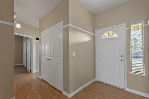 1373 Vine St, Exeter, CA 93221 photo 6