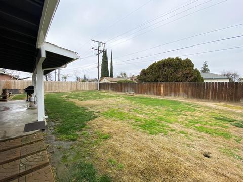 2934 E Laurel Ave, Visalia, CA 93292 photo 13