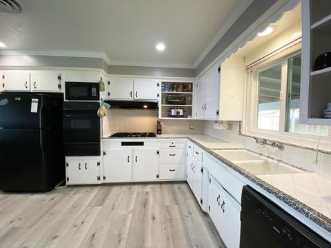 2934 E Laurel Ave, Visalia, CA 93292 photo 5