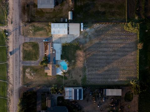 320 Morrison St, Tulare, CA 93274 photo 4