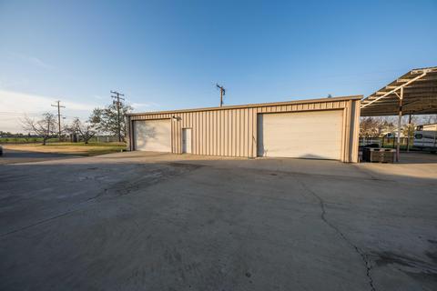 320 Morrison St, Tulare, CA 93274 photo 10