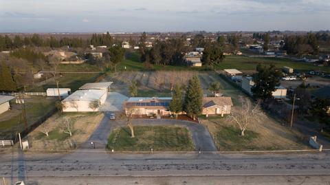 320 Morrison St, Tulare, CA 93274 photo 8