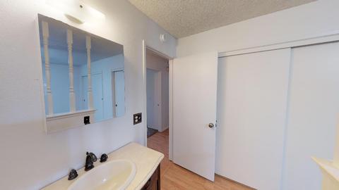 625 E Cambridge Ave, Visalia, CA 93292 photo 12