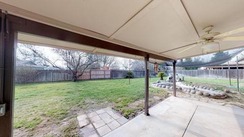 625 E Cambridge Ave, Visalia, CA 93292 photo 22