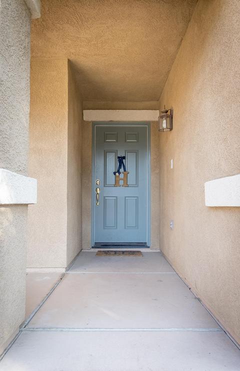 2234 E Chestnut Ct, Visalia, CA 93292 photo 3