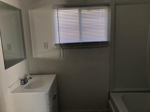 490 Homassel Ave, Lindsay, CA 93247 photo 8