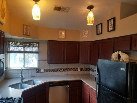 277 Cantebury Dr, Lemoore, CA 93245 photo 9