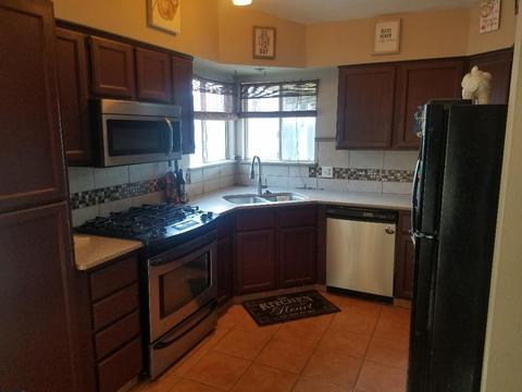 277 Cantebury Dr, Lemoore, CA 93245 photo 3