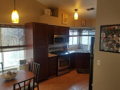 277 Cantebury Dr, Lemoore, CA 93245 photo 4
