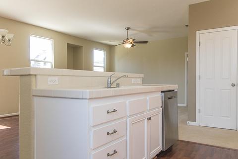 1449 Keith Ave, Dinuba, CA 93618 photo 12