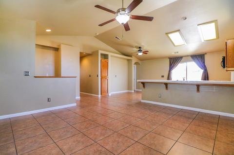 3305 E Roosevelt Ave, Visalia, CA 93292 photo 5