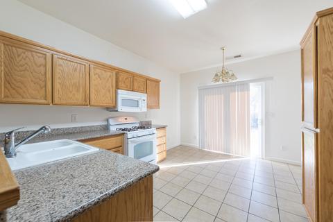 975 Bainum Ave, Corcoran, CA 93212 photo 8