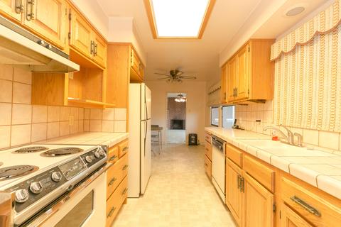 2443 E College Ave, Visalia, CA 93292 photo 7