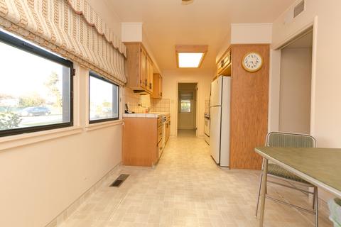2443 E College Ave, Visalia, CA 93292 photo 8