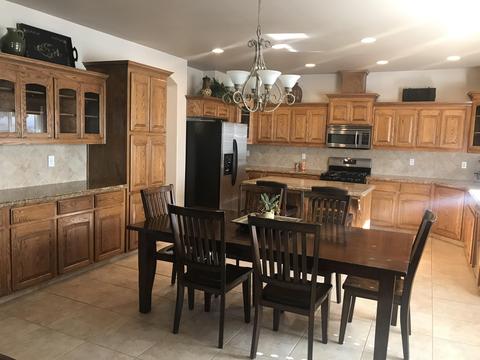696 Saint Thomas Ct, Exeter, CA 93221 photo 3