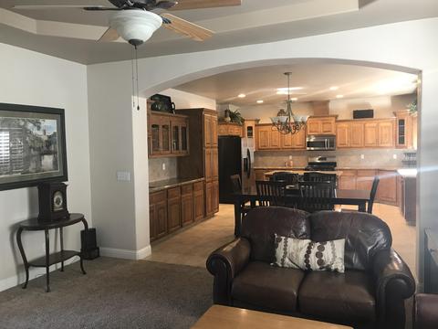 696 Saint Thomas Ct, Exeter, CA 93221 photo 5